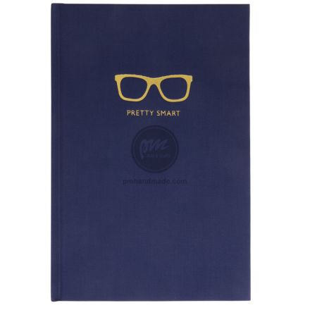 Sổ bìa xanh in chữ Pretty Smart