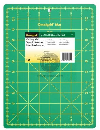 Tấm lót cutting mat Omnigrid size a4
